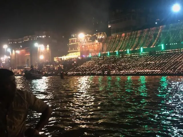Backpackers Park Varanasi 0*,  India